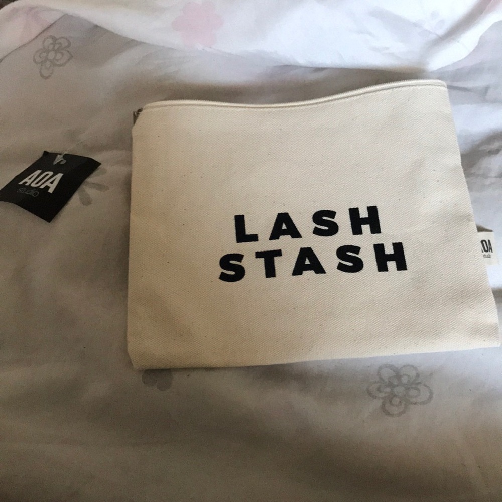 Eyelashes bag